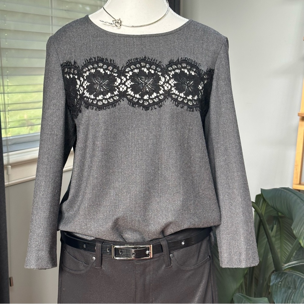 Gerard Darrel black lace trim grey wool blend top